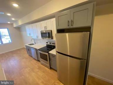 Main picture of 5614 Catharine St