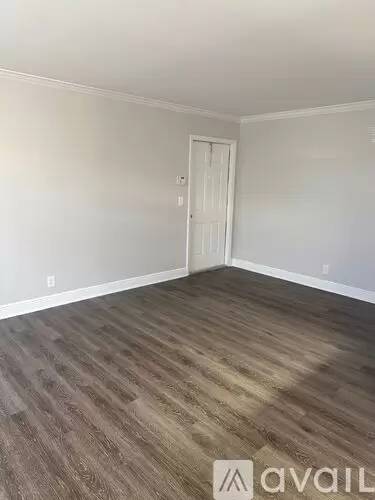 Main picture of 5500 N Flagler Dr