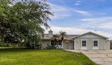 Main picture of 1762 Villa Dr