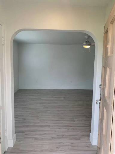 Main picture of 2156 Earl Ave
