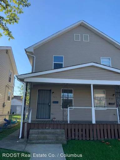 Main picture of 805 E 2nd Ave