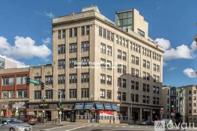 Main picture of 1124-26 Boylston St
