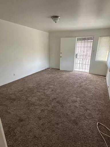 Main picture of 4342 N Lakewood Blvd