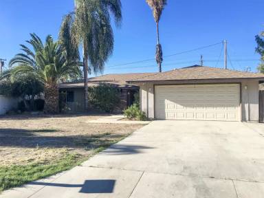 Main picture of 41785 Shady Ln