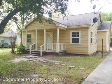 Main picture of 113 N Pecan Dr