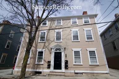 Main picture of 84 Transit St