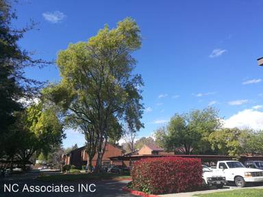 Main picture of Fremont Oaks
