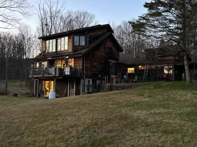Main picture of 50 Interlaken Rd