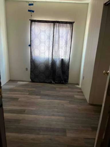 Main picture of 435 Eve Dr