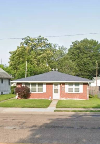 Main picture of 2904 W Main St