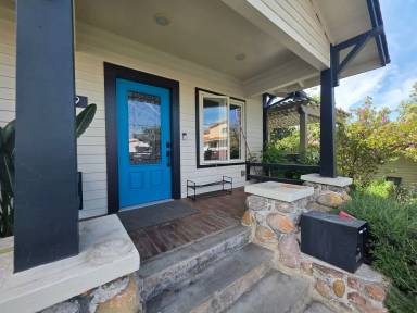 Main picture of 2119 Polk Ave