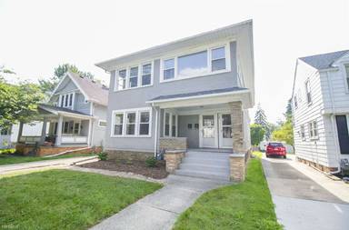 Main picture of 4127 N Lockwood Ave