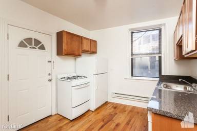 Main picture of 428-438 W Belden Ave