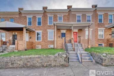 Main picture of 2429 Washington Blvd