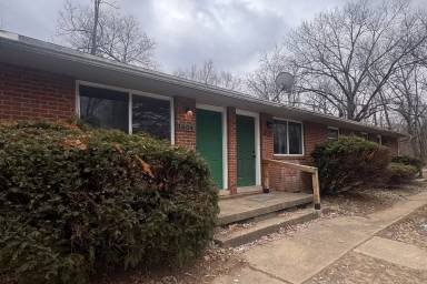 Main picture of 1602 Dewitt Dr