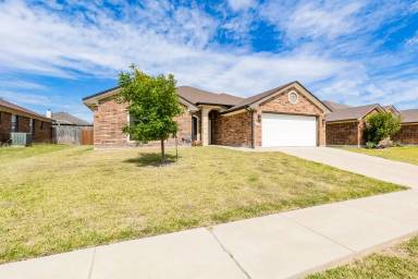 Main picture of 2807 Natural Ln