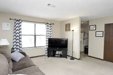 Main picture of 171 Gazette Ave