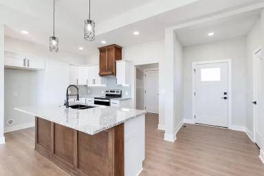 Main picture of 10707 W Graber St