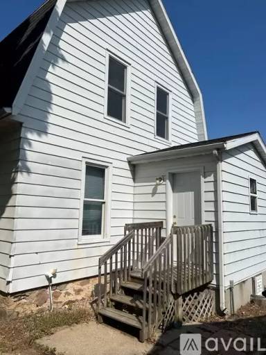 Main picture of 111 Farnham St