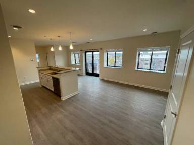 Main picture of 192 Erie Blvd