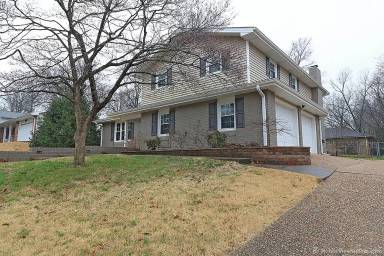 Main picture of 2015 Allen Dr
