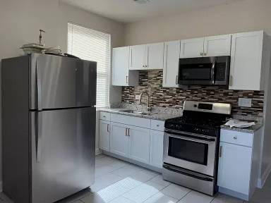 Main picture of 5643 S Wolcott Ave