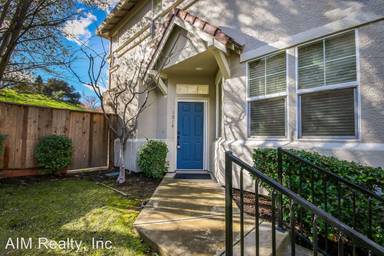 Main picture of 1014 Boardwalk Way