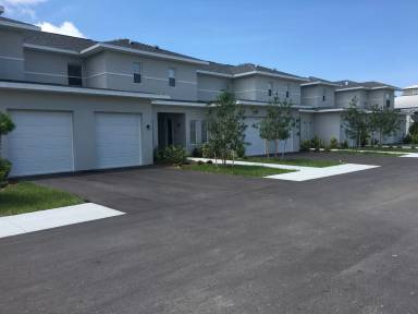 Main picture of 16550 Bent Palms Cv