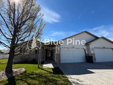 Main picture of 3736 Ellendale Cir