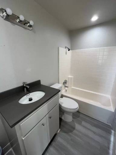 Main picture of 5917 Lucille Dr