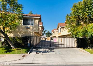 Main picture of 5831 Kingman Ave
