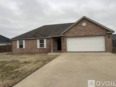 Main picture of Redbud Ln