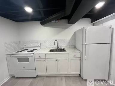 Main picture of 512 63rd Ave NE