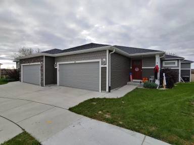 Main picture of 128 Villa Ct