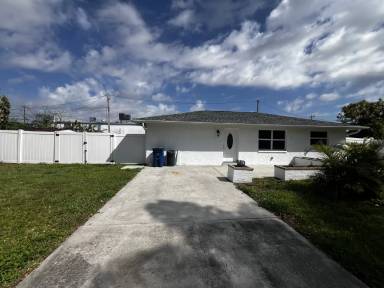 Main picture of 120 Shanle Dr