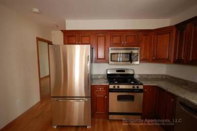Main picture of 102 Allston St