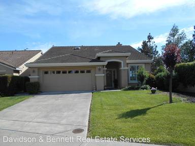 Main picture of 99 S Newport Dr