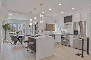 Main picture of 6007 4th St NW