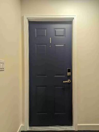 Main picture of 47 Dewey St