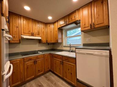 Main picture of 417 Woodland Dr
