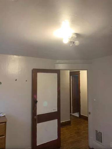 Main picture of 482 Lisbon Ave