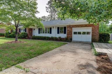 Main picture of 37 S Cardinal Dr