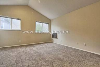 Main picture of 6211 S Virginia Ave