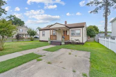 Main picture of 8026 Becket St