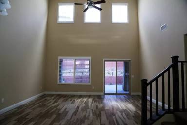 Main picture of 5667 Oak Bend Dr