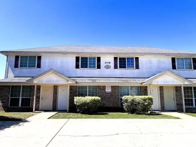 Main picture of 2708 Vernice Loop