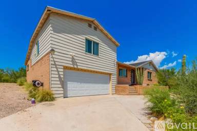 Main picture of 4980 N Hillcrest Dr