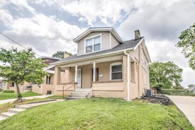 Main picture of 2305 S Big Bend Blvd