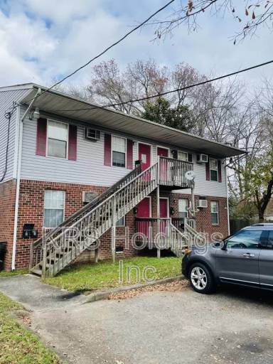Main picture of 318 E Little Creek Rd