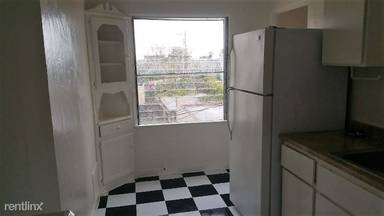 Main picture of 455 N Genesee Ave